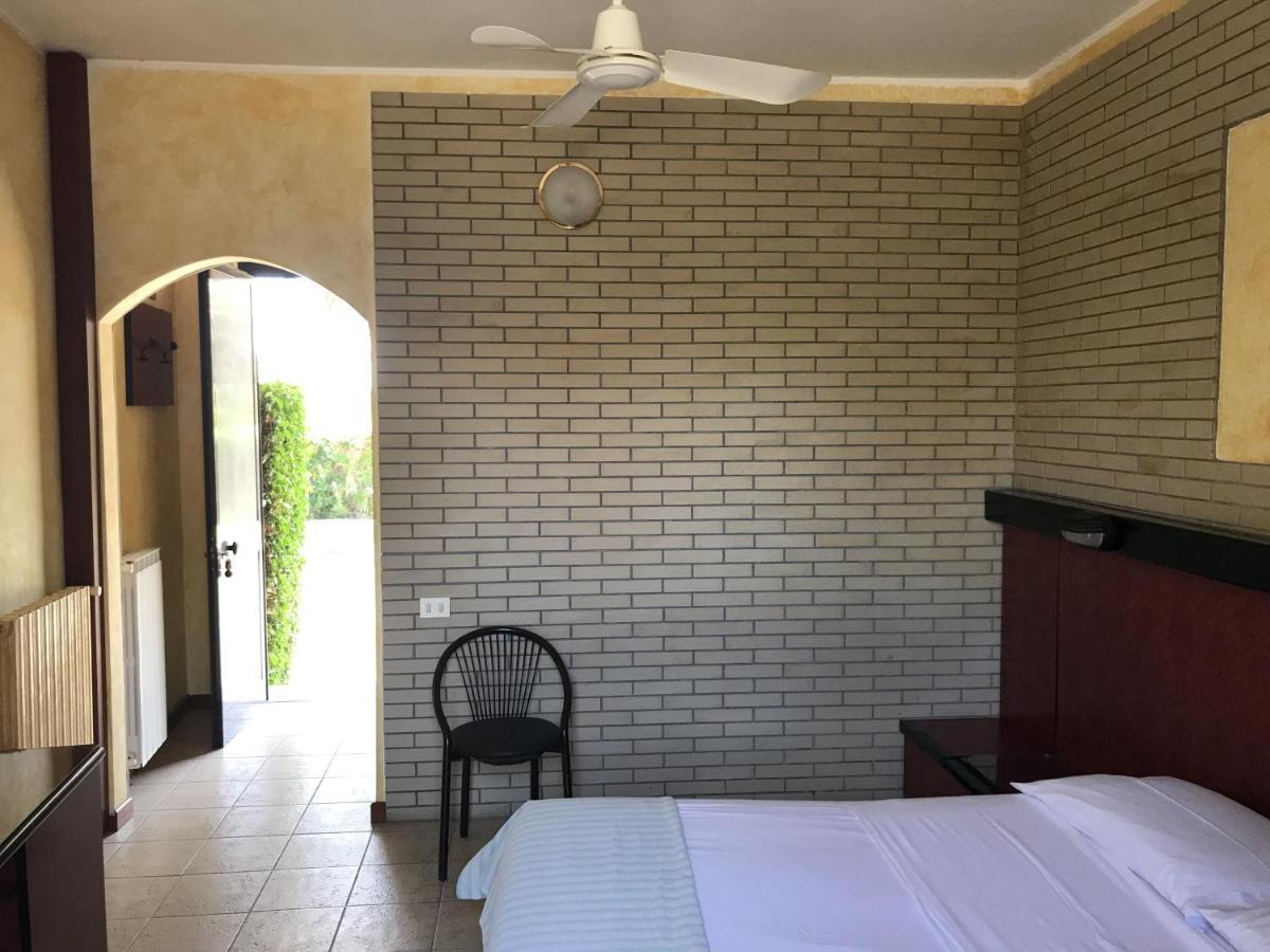 American Motel Cisterna di Latina Zewnętrze zdjęcie